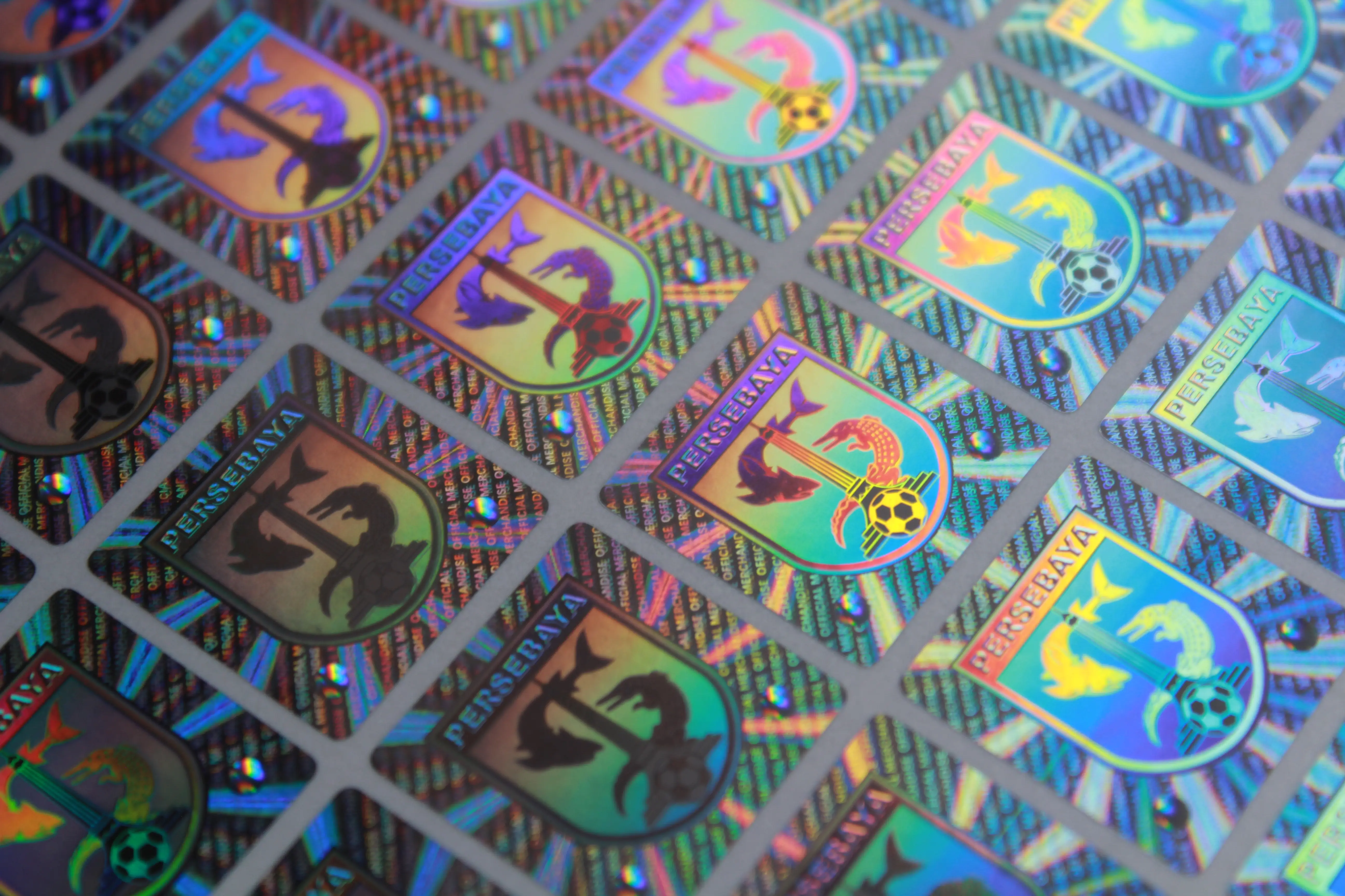 Stiker hologram HOLOGRAM CUSTOM - undefined 15 cm x 15cm /lembar